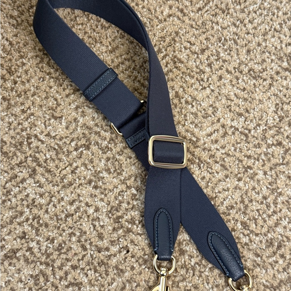 Coach Signature Canvas Tote Navy - Picture 11 of 12